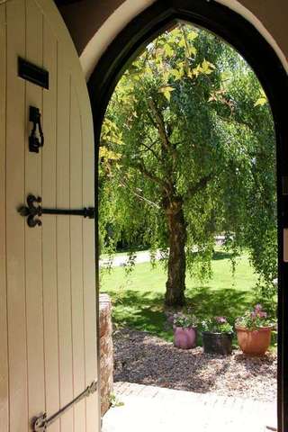  Image of 5 bedroom Detached house for sale in Whipsnade Dunstable LU6 at Whipsnade Dunstable, LU6 2LN