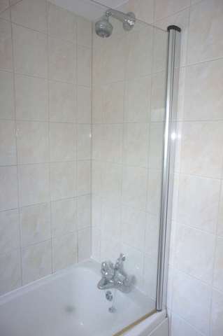  Image of 3 bedroom Bungalow to rent in Cartwright Road Charlton Banbury OX17 at Farthinghoe Road  OxfordshireoX17 3de, OX17 3DG