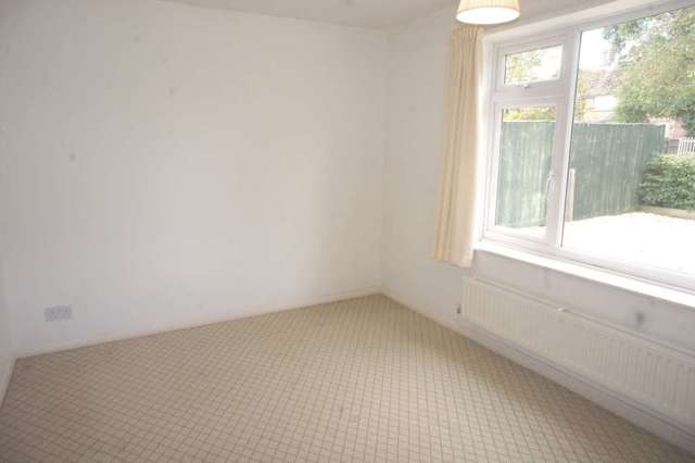  Image of 3 bedroom Bungalow to rent in Cartwright Road Charlton Banbury OX17 at Farthinghoe Road  OxfordshireoX17 3de, OX17 3DG