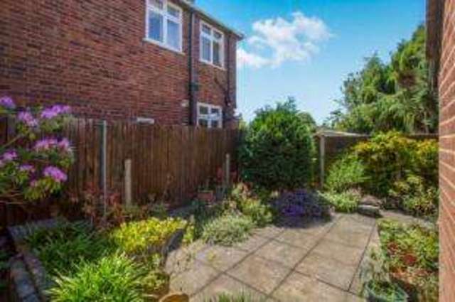  Image of 4 bedroom Bungalow for sale in Whitehall Road Leicester LE5 at Leicester Leicestershire Humberstone, LE5 6GH