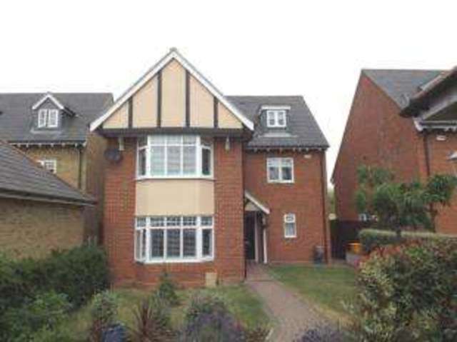  Image of 5 bedroom Detached house for sale in Southend Road Wickford SS11 at Wickford Essex Runwell, SS11 8DX