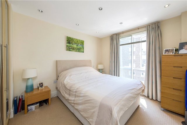  Image of 2 bedroom Flat to rent in Gloucester Terrace London W2 at Gloucester Terrace  10 Gloucester Terrace, W2 3DL
