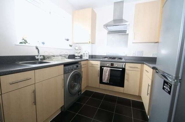  Image of 1 bedroom Flat to rent in Windrush Drive High Wycombe HP13 at Windrush Drive  High Wycombe, HP13 7TR