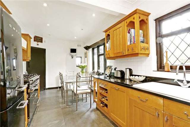  Image of 4 bedroom Detached house for sale in Winscombe Way Stanmore HA7 at Stanmore Middlesex Stanmore, HA7 3AX