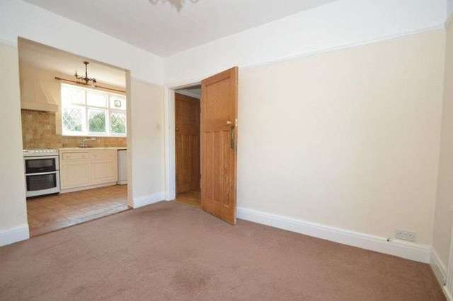  Image of 3 bedroom Detached house for sale in Woodland Grove Bristol BS9 at Woodland Grove Stoke Bishop Bristol, BS9 2BD