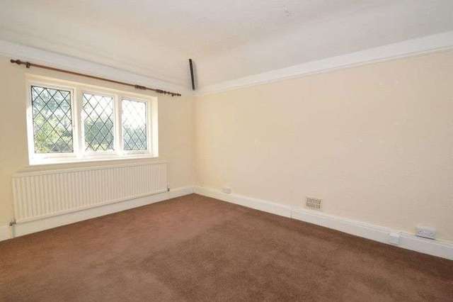  Image of 3 bedroom Detached house for sale in Woodland Grove Bristol BS9 at Woodland Grove Stoke Bishop Bristol, BS9 2BD