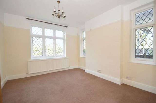  Image of 3 bedroom Detached house for sale in Woodland Grove Bristol BS9 at Woodland Grove Stoke Bishop Bristol, BS9 2BD