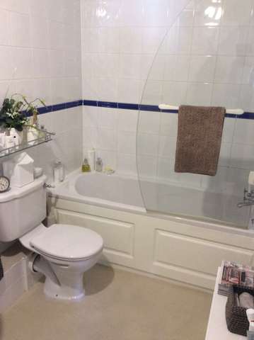  Image of 2 bedroom Apartment to rent in Woodmill Court London Road Ascot SL5 at Woodmill Court London Road Ascot, SL5 8FF
