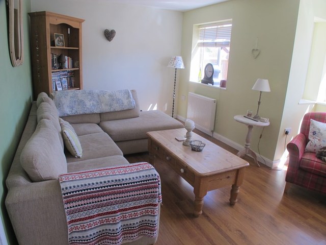  Image of Detached house for sale in Wootton Road Lee-on-the-Solent PO13 at Wootton Road  Lee-On-The-Solent, PO13 9HB