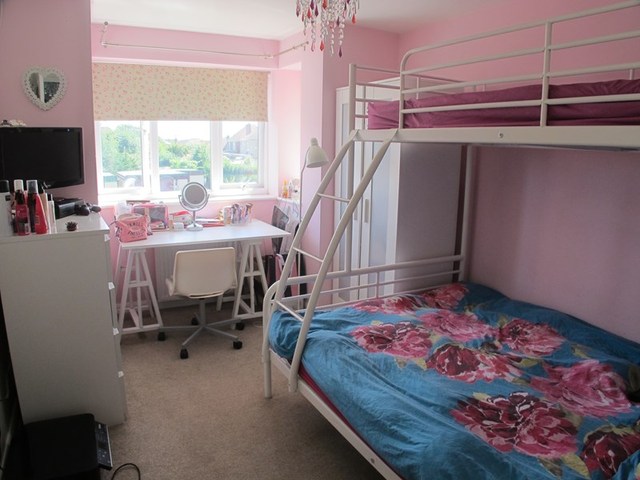  Image of Detached house for sale in Wootton Road Lee-on-the-Solent PO13 at Wootton Road  Lee-On-The-Solent, PO13 9HB
