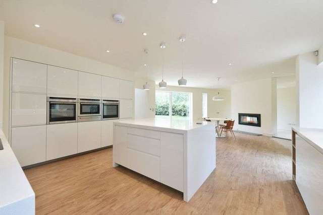  Image of 4 bedroom Detached house for sale in Wysall Lane Widmerpool Nottingham NG12 at Wysall Lane  Nottingham, NG12 5PT