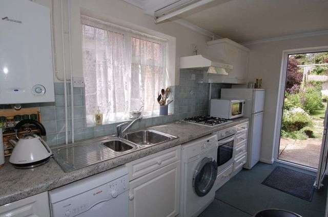  Image of 3 bedroom Detached house for sale in Aysgarth Road Yarnton Kidlington OX5 at Aysgarth Road Yarnton Yarnton, OX5 1ND