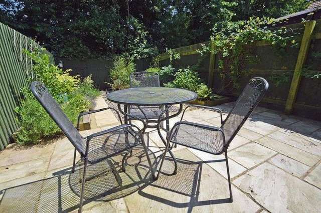  Image of 4 bedroom Terraced house for sale in Yeates Court Clevedon BS21 at Yeates Court  Clevedon, BS21 6HU