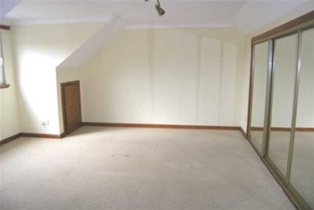  Image of 1 bedroom Flat to rent in Corbett Street Glasgow G32 at Tollcross Glasgow Glasgow, G32 8LF