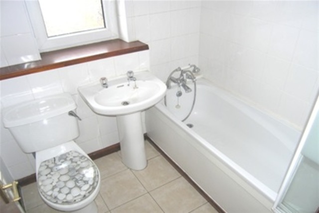  Image of 1 bedroom Flat to rent in Corbett Street Glasgow G32 at Tollcross Glasgow Glasgow, G32 8LF