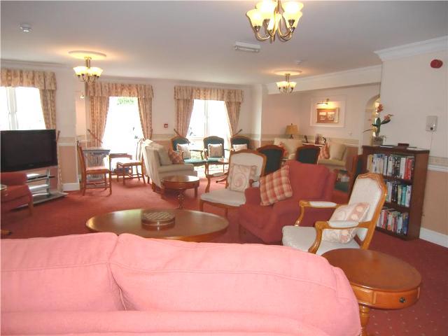  Image of 1 bedroom Apartment to rent in Ford Park Mutley Plymouth PL4 at Hermitage Court Ford Park Mutley Plain, Plymouth, PL4 6QU