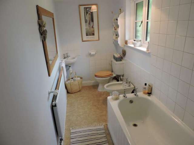  Image of 3 bedroom Cottage to rent in Newbourne Road Martlesham Woodbridge IP12 at Newbourne Road Martlesham Woodbridge, IP12 4PR