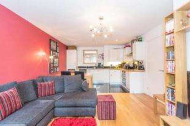  Image of 2 bedroom Flat for sale in Northwick Avenue Worcester WR3 at Northwick Avenue Worcester Claines, WR3 7AT