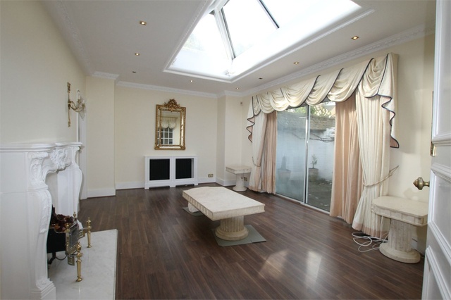  Image of 3 bedroom Detached house to rent in Cavendish Road St. Georges Hill Weybridge KT13 at Weybridge, KT13 0JY