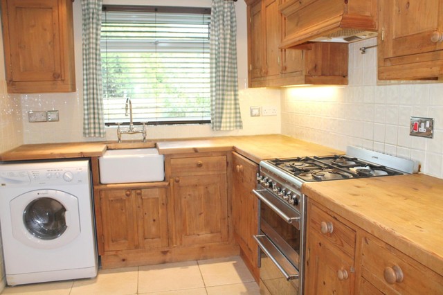  Image of 2 bedroom End of Terrace to rent in Snowdrop Lane Lindfield Haywards Heath RH16 at Snowdrop Lane Lindfield Haywards Heath, RH16 2QE