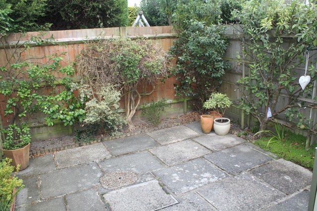  Image of 2 bedroom End of Terrace to rent in Snowdrop Lane Lindfield Haywards Heath RH16 at Snowdrop Lane Lindfield Haywards Heath, RH16 2QE