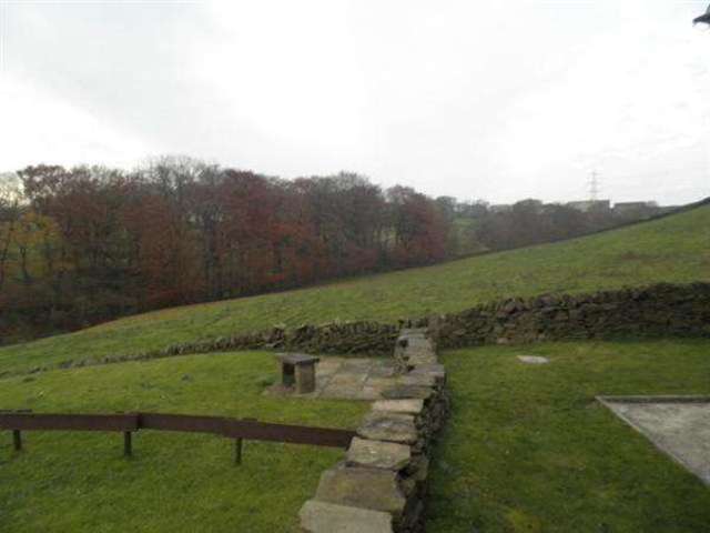  Image of 2 bedroom Cottage to rent in Ivy Houses Barkisland Halifax HX4 at Stainland, HX4 0BG