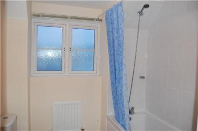  Image of 2 bedroom Flat to rent in Cannon Corner Brockworth Gloucester GL3 at GLOUCESTER, GL3 4FD
