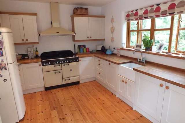  Image of 4 bedroom Detached house for sale in Trefloyne Lane Penally Tenby SA70 at Penally Tenby Penally, SA70 7RG