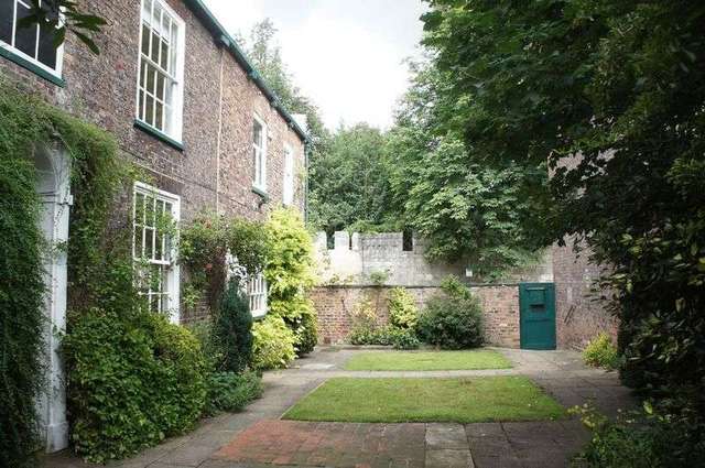 Image of 3 bedroom Property for sale in Marygate York YO30 at 62 Marygate  York, YO30 7BH