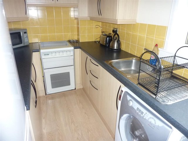  Image of 1 bedroom Flat to rent in Stuart Park East Craigs Edinburgh EH12 at Corstorphine Edinburgh Edinburgh, EH12 8YE