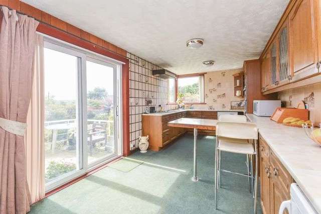  Image of 3 bedroom Detached house for sale in Craigmount Grove East Craigs Edinburgh EH12 at Craigmount Grove Corstorphine Edinburgh, EH12 8BP