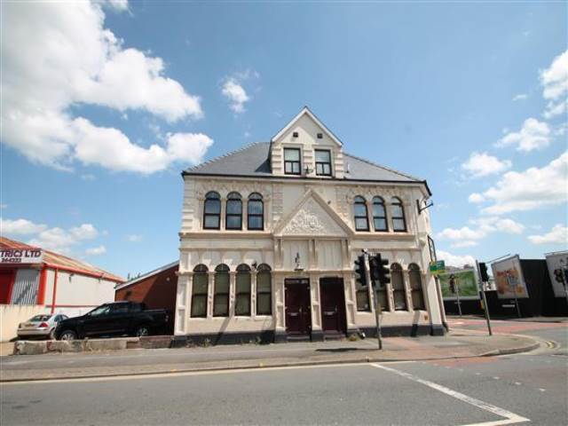  Image of 1 bedroom Flat to rent in Corporation Road Newport NP19 at Newport Gwent Newport, NP19 0FN