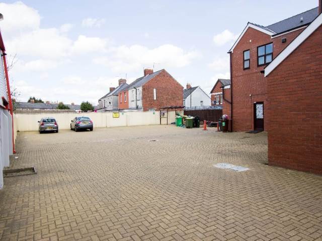  Image of 1 bedroom Flat to rent in Corporation Road Newport NP19 at Newport Gwent Newport, NP19 0FN
