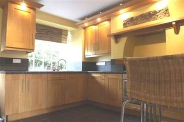  Image of 3 bedroom Detached house to rent in Fox Hill Road Sheffield S6 at Sheffield, S6 1HF