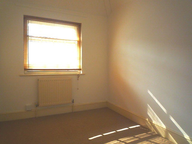  Image of 2 bedroom Cottage to rent in South Street Ditchling Hassocks BN6 at 6 South Street  Ditchling, BN6 8UQ