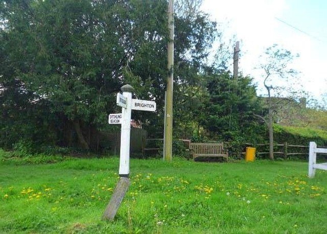  Image of 2 bedroom Cottage to rent in South Street Ditchling Hassocks BN6 at 6 South Street  Ditchling, BN6 8UQ