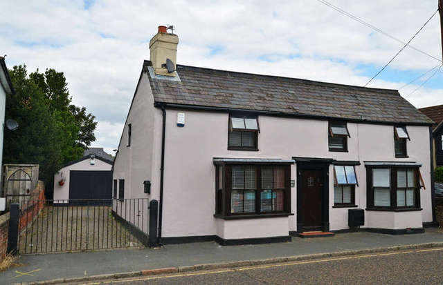  Image of 4 bedroom Cottage for sale in High Street Southminster CM0 at Southminster Southminster, CM0 7AY