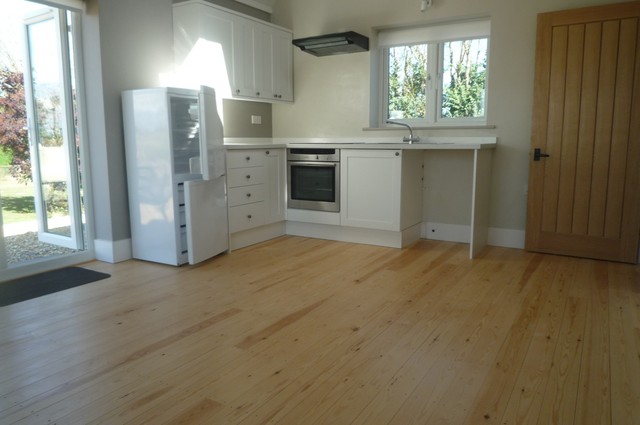 Image of 1 bedroom Detached house to rent in Rectory Lane Selsey Chichester PO20 at Seal Cottage Rectory Lane Church Norton, PO20 9DU