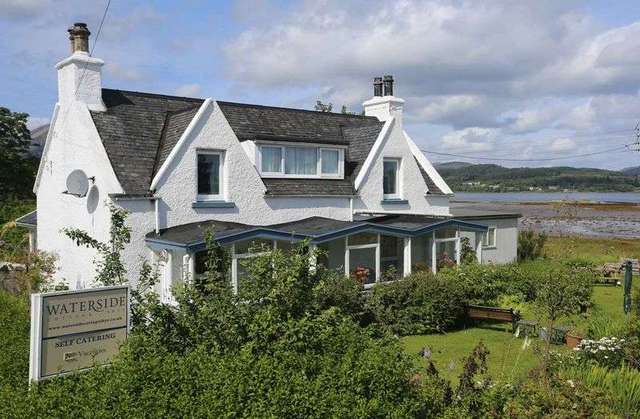  Image of 4 bedroom Cottage for sale in Harrapool Harrapool Broadford Isle of Skye IV49 at Broadford Isle Of Skye, IV49 9AQ