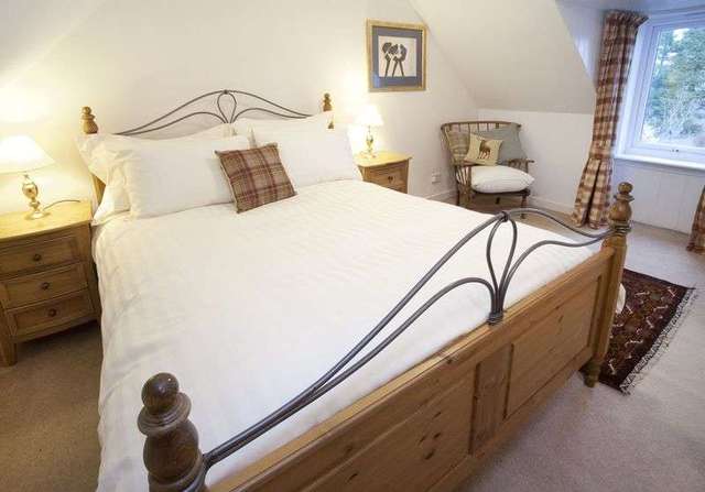  Image of 4 bedroom Cottage for sale in Harrapool Harrapool Broadford Isle of Skye IV49 at Broadford Isle Of Skye, IV49 9AQ