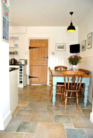  Image of 2 bedroom Terraced house for sale in Upperton Brightwell Baldwin Watlington OX49 at Upperton  Brightwell Baldwin, OX49 5PA