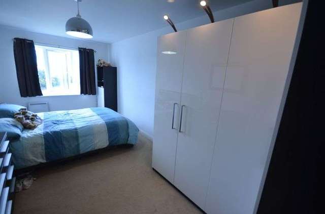  Image of 1 bedroom Flat for sale in Rotherham Road Dinnington Sheffield S25 at Rotherham Road Dinnington Sheffield, S25 3SA