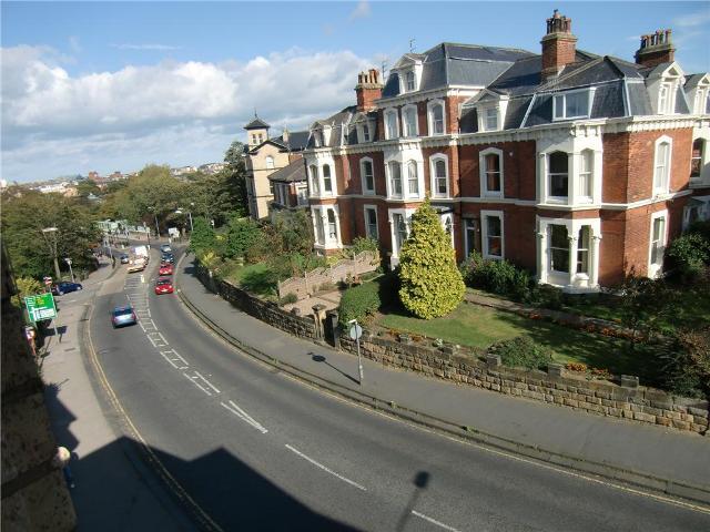 Image of 1 bedroom Apartment to rent in Grosvenor Crescent Scarborough YO11 at Homecrest House Grosvenor Crescent Scarborough, YO11 2LF