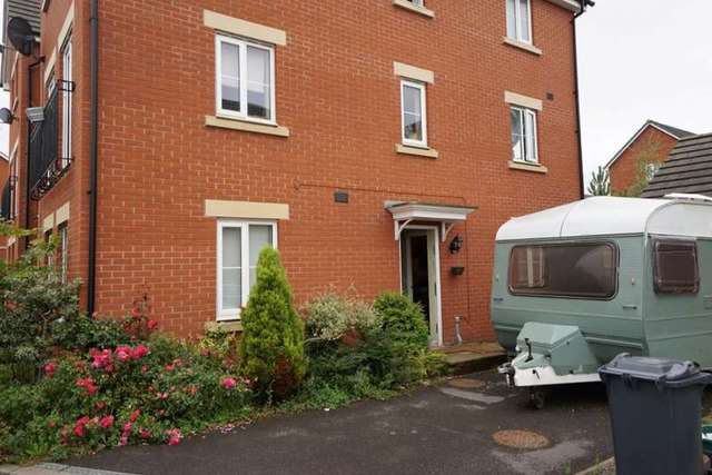 Image of 4 bedroom Detached house to rent in Wordsworth Road Horfield Bristol BS7 at Bristol, BS7 0EE