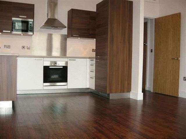  Image of 2 bedroom Flat to rent in Finchley Road London NW3 at Finchley Road Swiss Cottage London, NW3 5HS