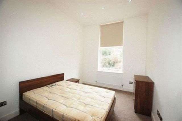  Image of 2 bedroom Flat to rent in Finchley Road London NW3 at Finchley Road Swiss Cottage London, NW3 5HS