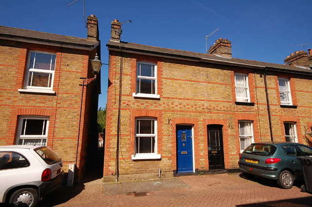  Image of 2 bedroom End of Terrace to rent in Sidney Terrace Bishop