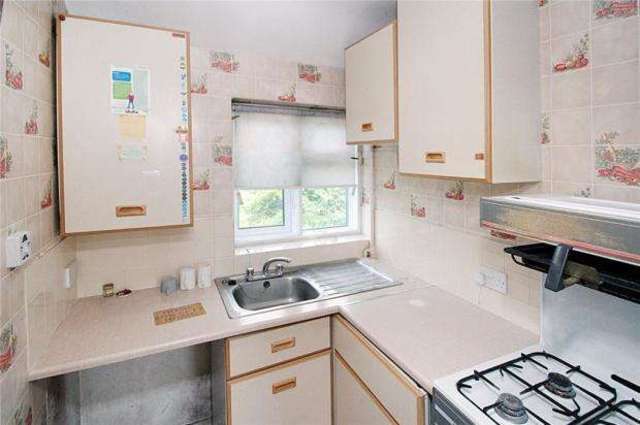  Image of 3 bedroom Apartment for sale in Yapton Lane Walberton Arundel BN18 at Yapton Lane Walberton Walberton, BN18 0AR