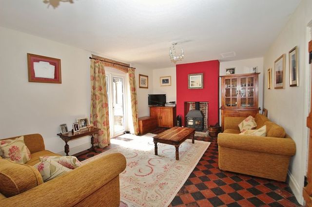  Image of 3 bedroom Cottage for sale in Burford Road Black Bourton Bampton OX18 at Burford Road Black Bourton Black Bourton, OX18 2PF