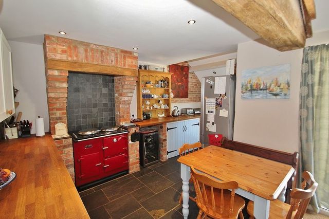  Image of 3 bedroom Cottage for sale in Burford Road Black Bourton Bampton OX18 at Burford Road Black Bourton Black Bourton, OX18 2PF
